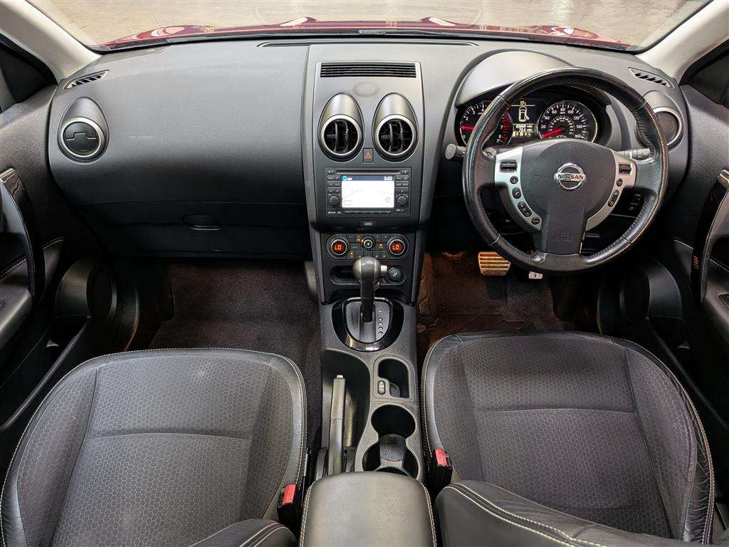 <p>2013 NISSAN QASHQAI 360 CVT</p>