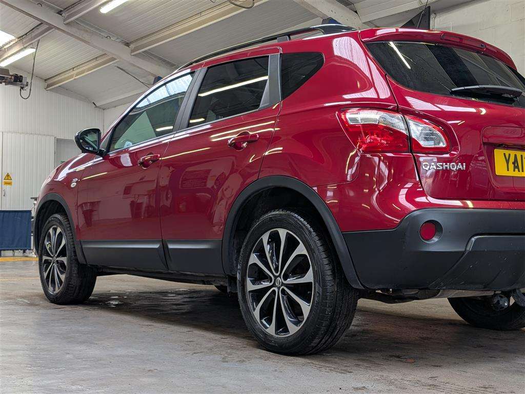 <p>2013 NISSAN QASHQAI 360 CVT</p>