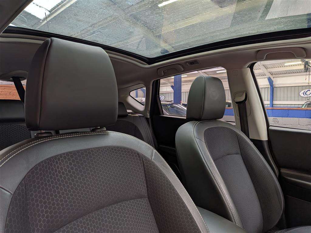 <p>2013 NISSAN QASHQAI 360 CVT</p>