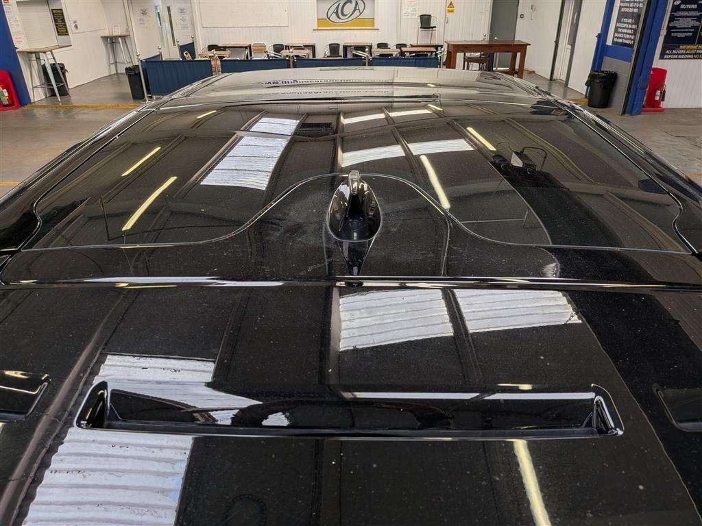 <p>2023 LAND ROVER DISCOVERY RDYNAMIC SE D M</p>