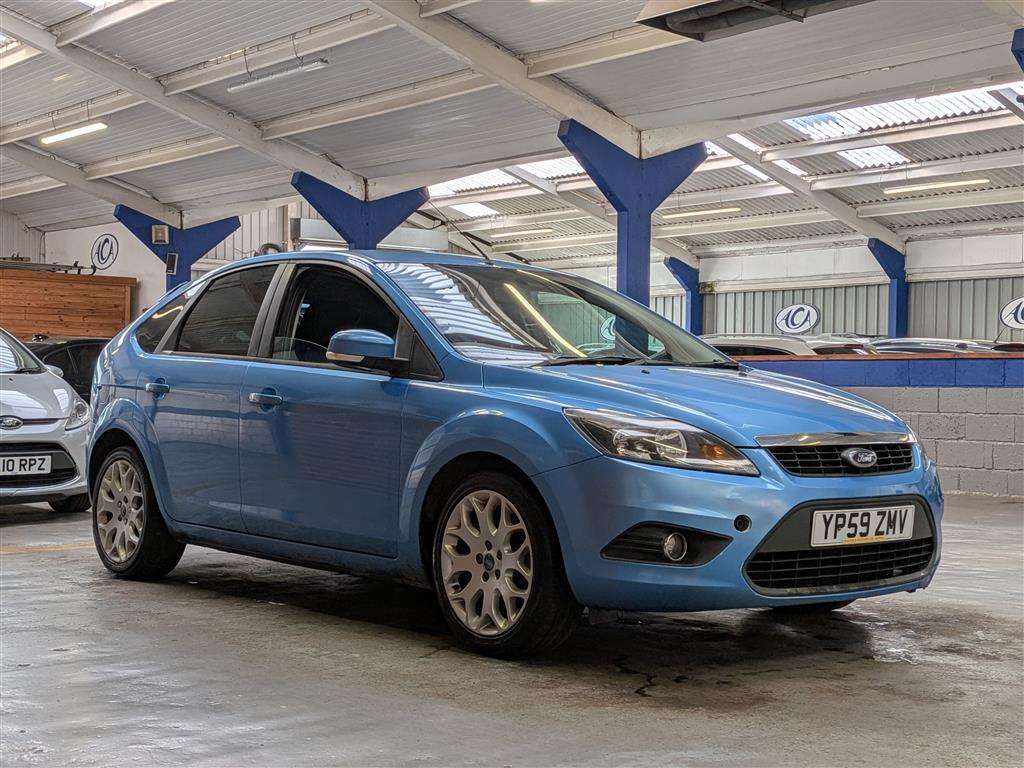 <p>2009 FORD FOCUS ZETEC 100</p>