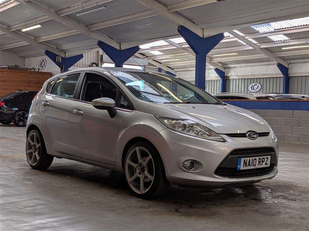 <p>2010 FORD FIESTA ZETEC 95</p>
