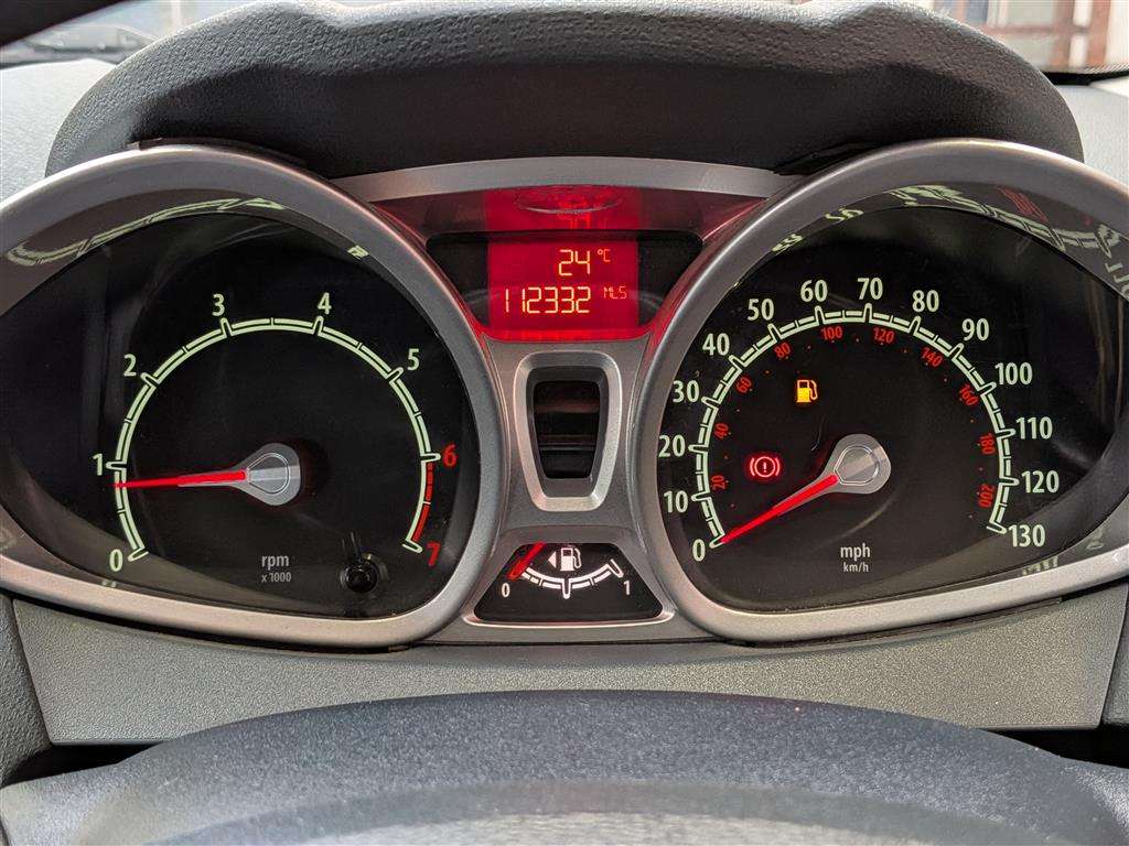 <p>2010 FORD FIESTA ZETEC 95</p>