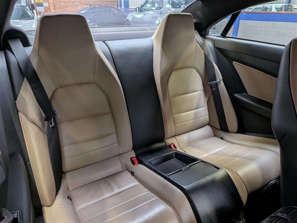 <p>2010 MERCEDES-BENZ E250 BLUEEF-CY SPORT CDI</p>
