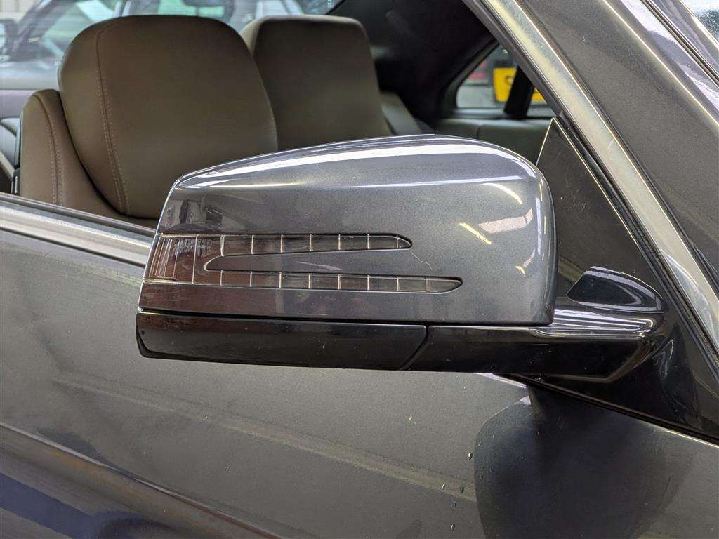 <p>2010 MERCEDES-BENZ E250 BLUEEF-CY SPORT CDI</p>