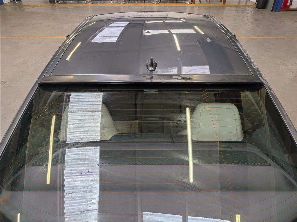 <p>2010 MERCEDES-BENZ E250 BLUEEF-CY SPORT CDI</p>