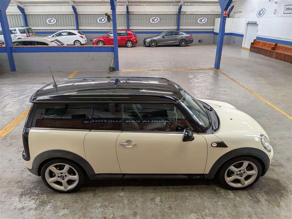 <p>2008 MINI COOPER D CLUBMAN</p>