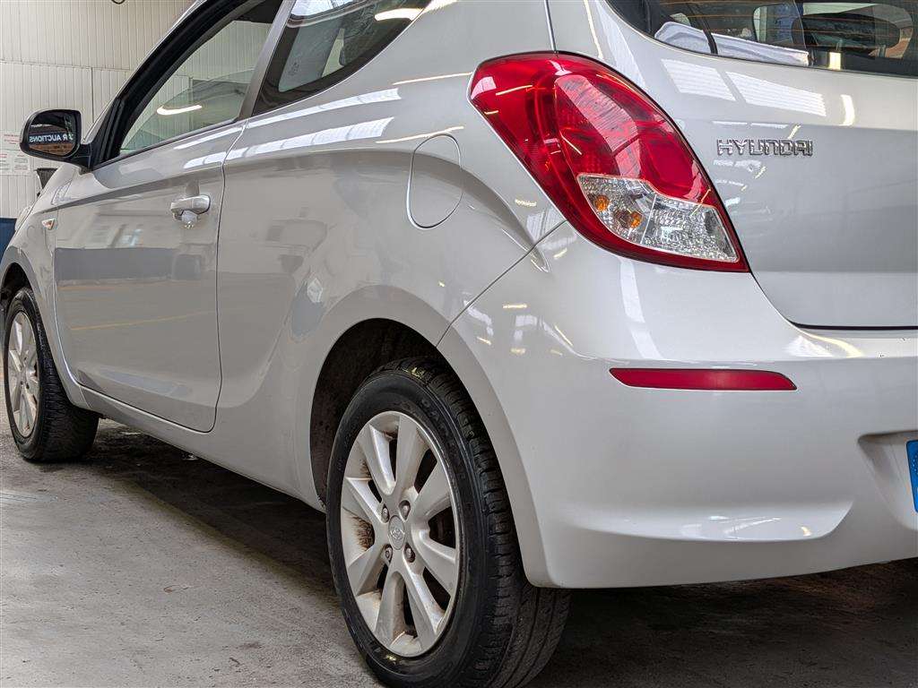 <p>2012 HYUNDAI I20 ACTIVE</p>