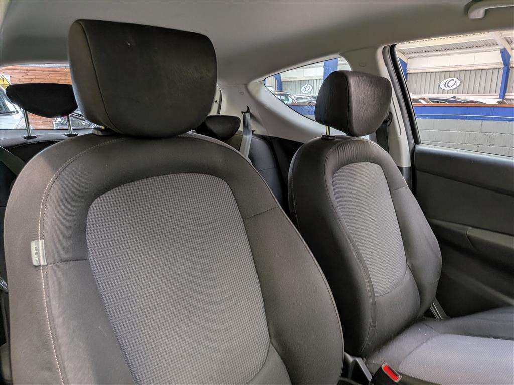 <p>2012 HYUNDAI I20 ACTIVE</p>