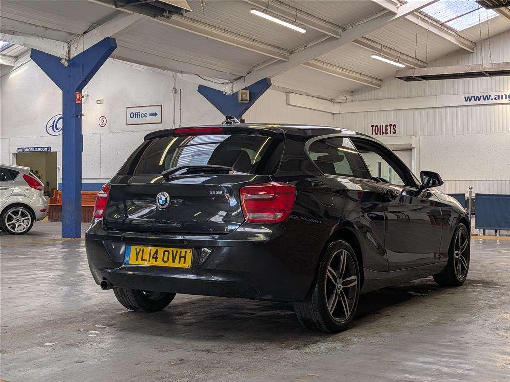 <p>2014 BMW 116I SPORT</p>
