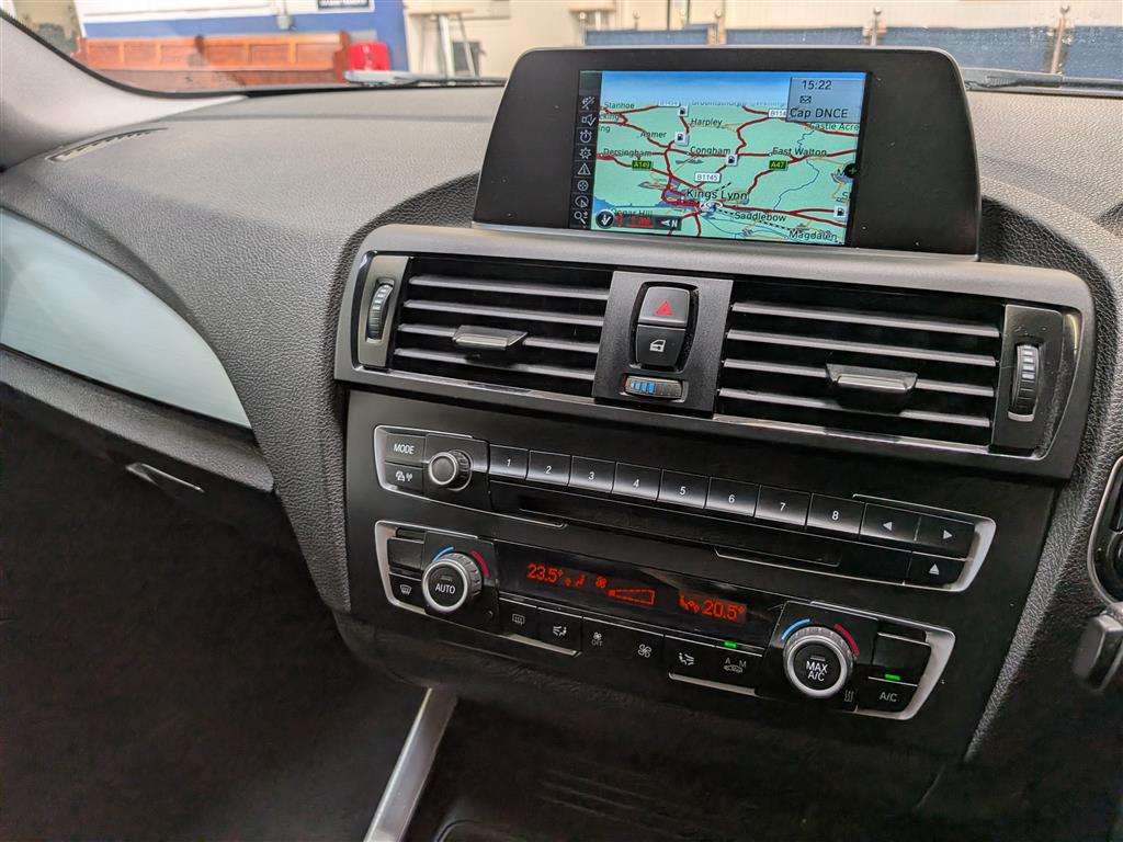 <p>2014 BMW 116I SPORT</p>