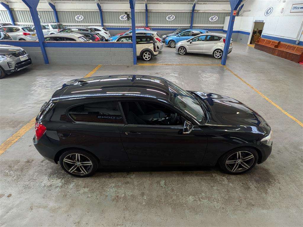 <p>2014 BMW 116I SPORT</p>