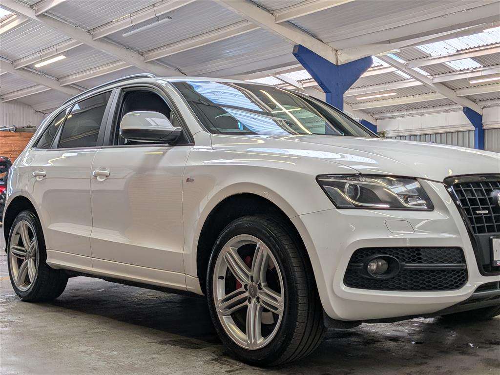 <p>2011 AUDI Q5 SLINE SP ED TDI QUAT A</p>