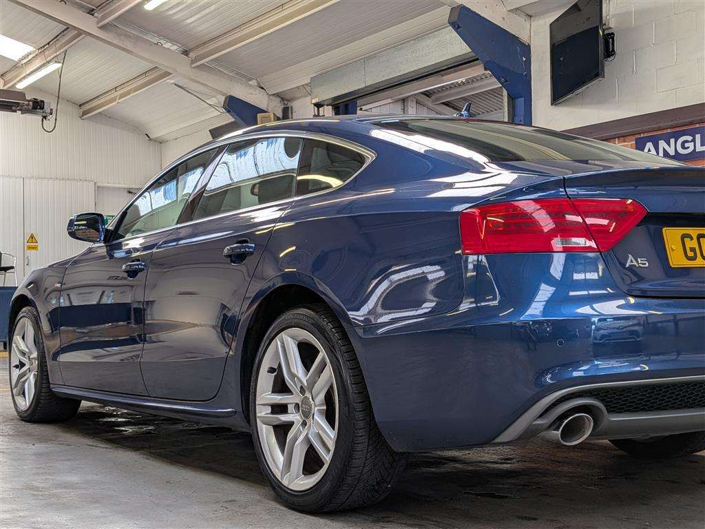 <p>2014 AUDI A5 S LINE TDI CVT</p>