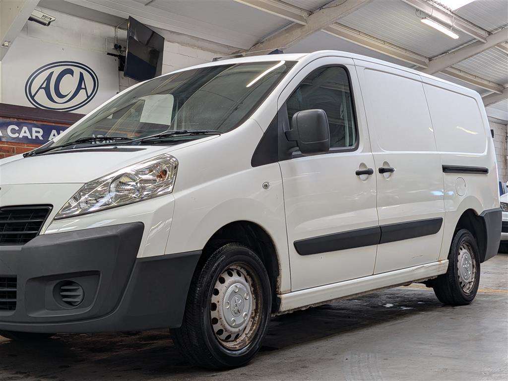 <p>2016 PEUGEOT EXPERT 1200 L2H1 HDI</p>