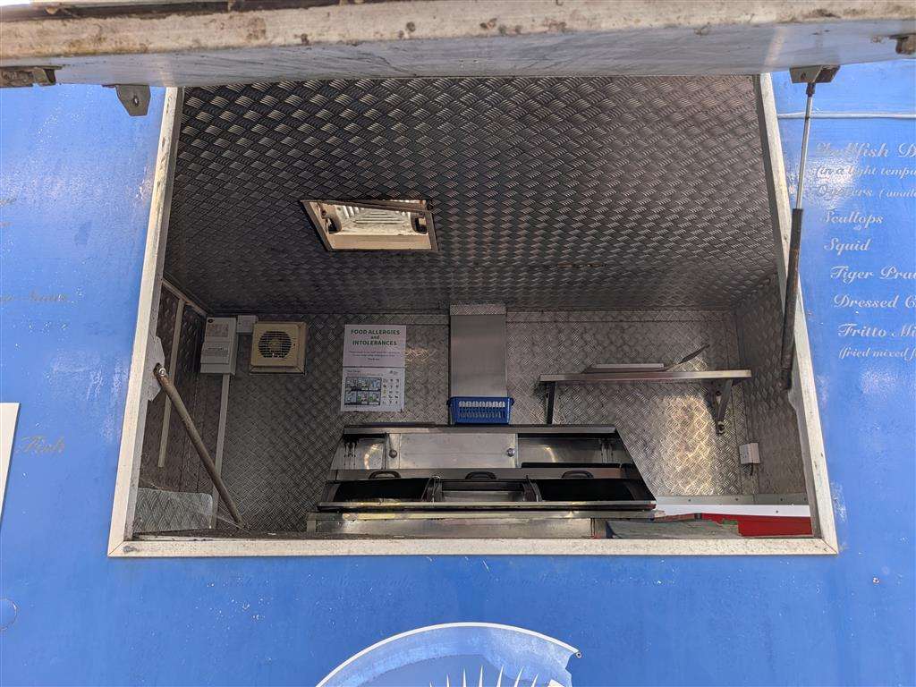 <p>2007 VOLKSWAGEN CRAFTER CR35 136 MWB</p>