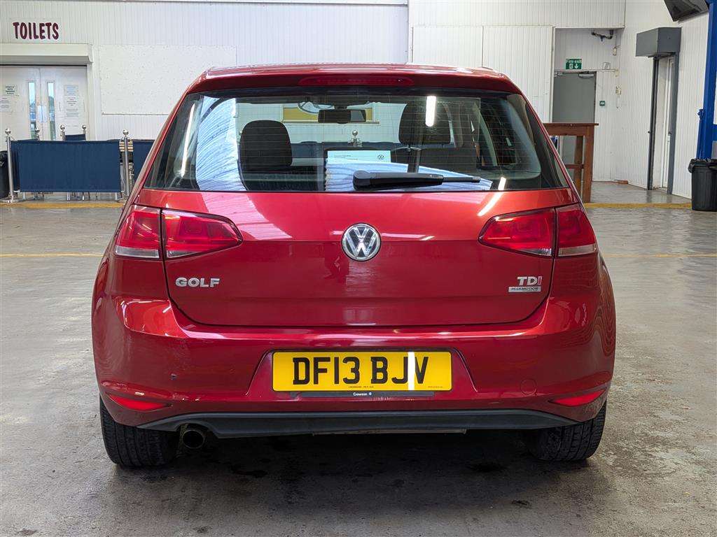 <p>2013 VOLKSWAGEN GOLF SE BLUEMOTION TECH T</p>