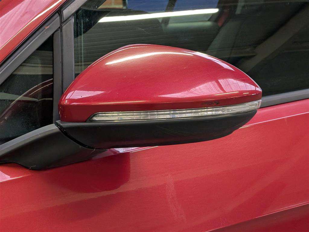 <p>2013 VOLKSWAGEN GOLF SE BLUEMOTION TECH T</p>
