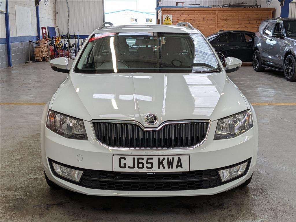 <p>2015 SKODA OCTAVIA SE TDI</p>