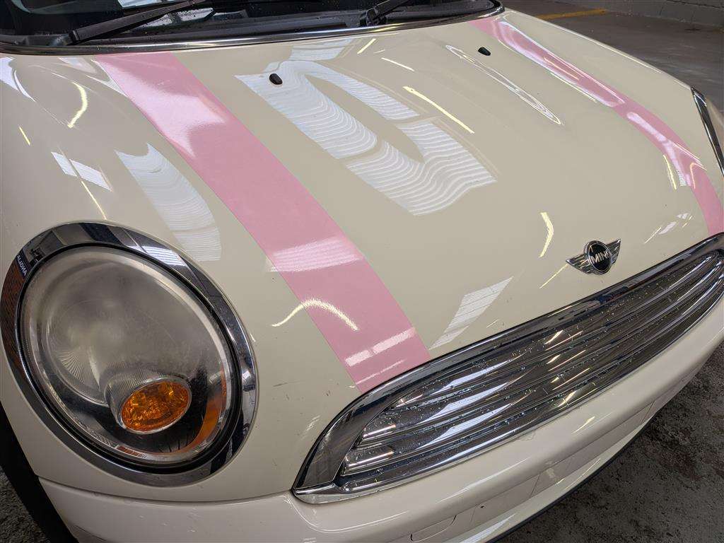 <p>2010 MINI COOPER AUTO</p>