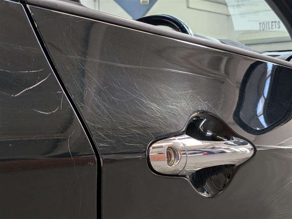<p>2014 KIA PICANTO VR7</p>