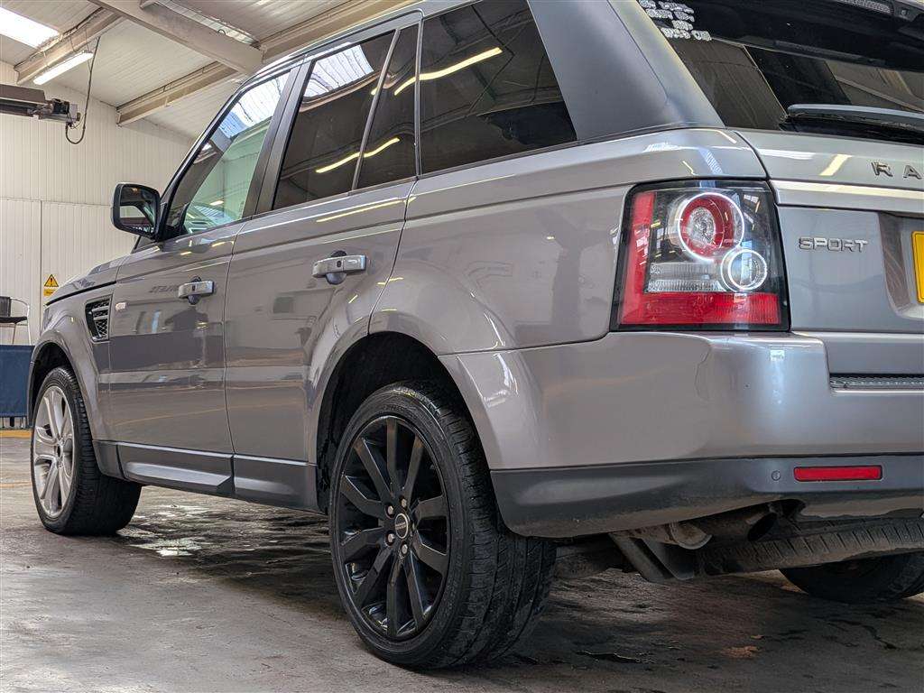 <p>2013 LAND ROVER R ROVER SPORT HSE BLACK S</p>