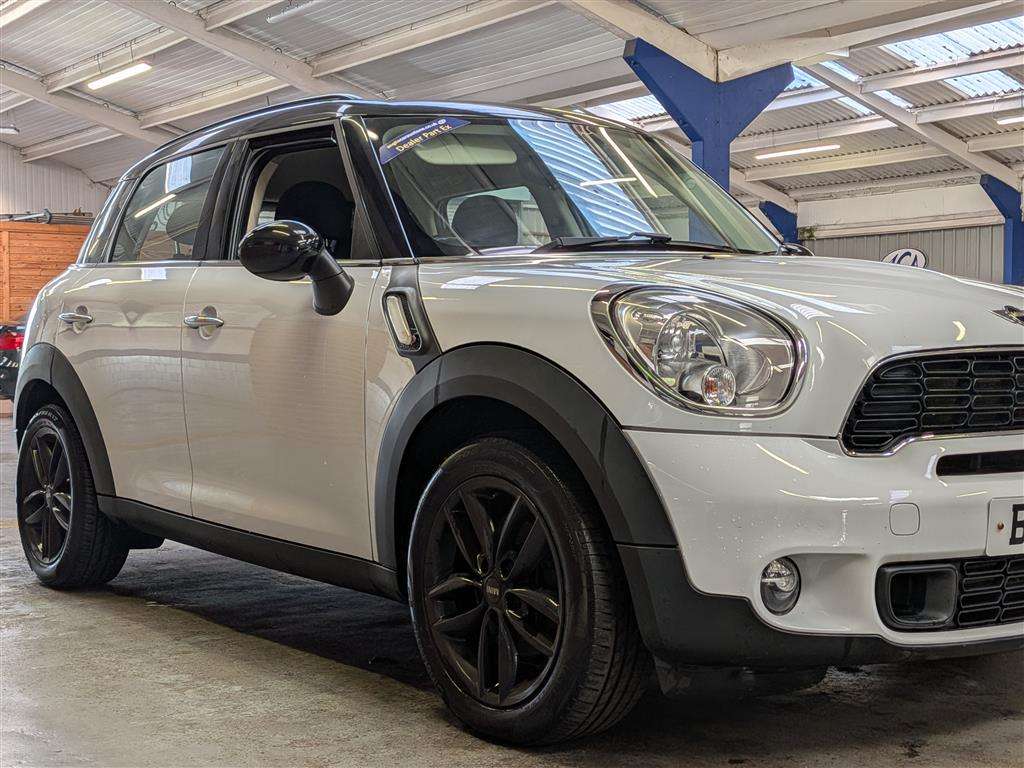 <p>2013 MINI COUNTRYMAN COOPER SD</p>