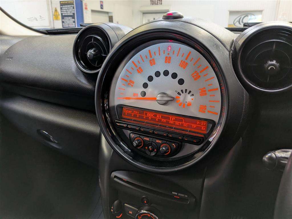 <p>2013 MINI COUNTRYMAN COOPER SD</p>