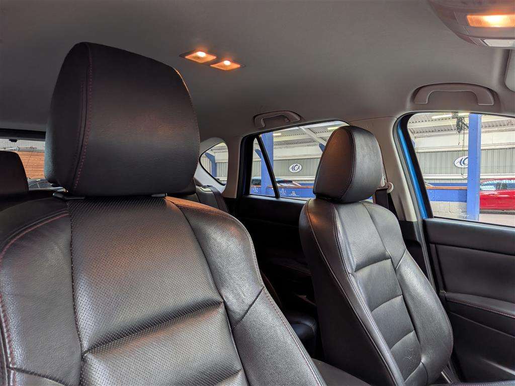 <p>2013 MAZDA CX-5 SPORT NAV D 4X4</p>