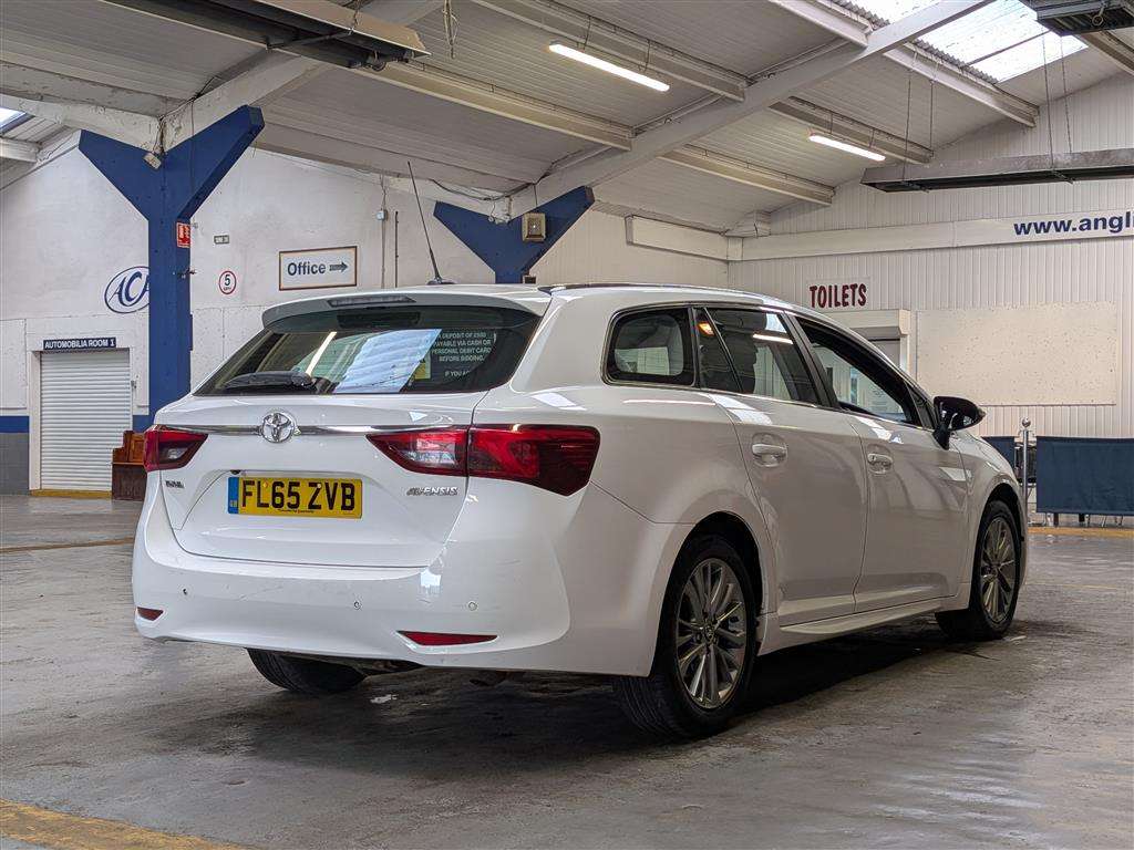 <p>2015 TOYOTA AVENSIS BUSINESS EDITION</p>