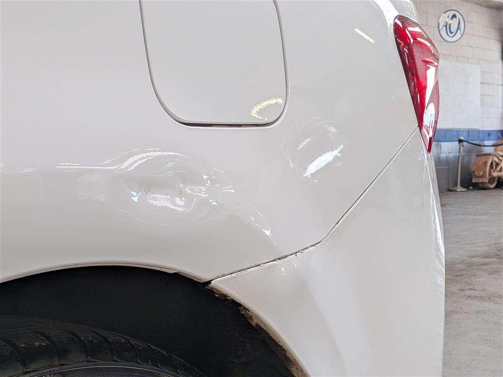<p>2015 TOYOTA AVENSIS BUSINESS EDITION</p>