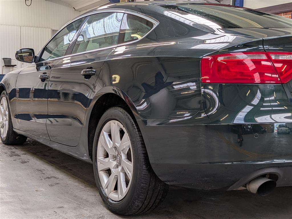 <p>2010 AUDI A5 SE TFSI 180 CVT</p>