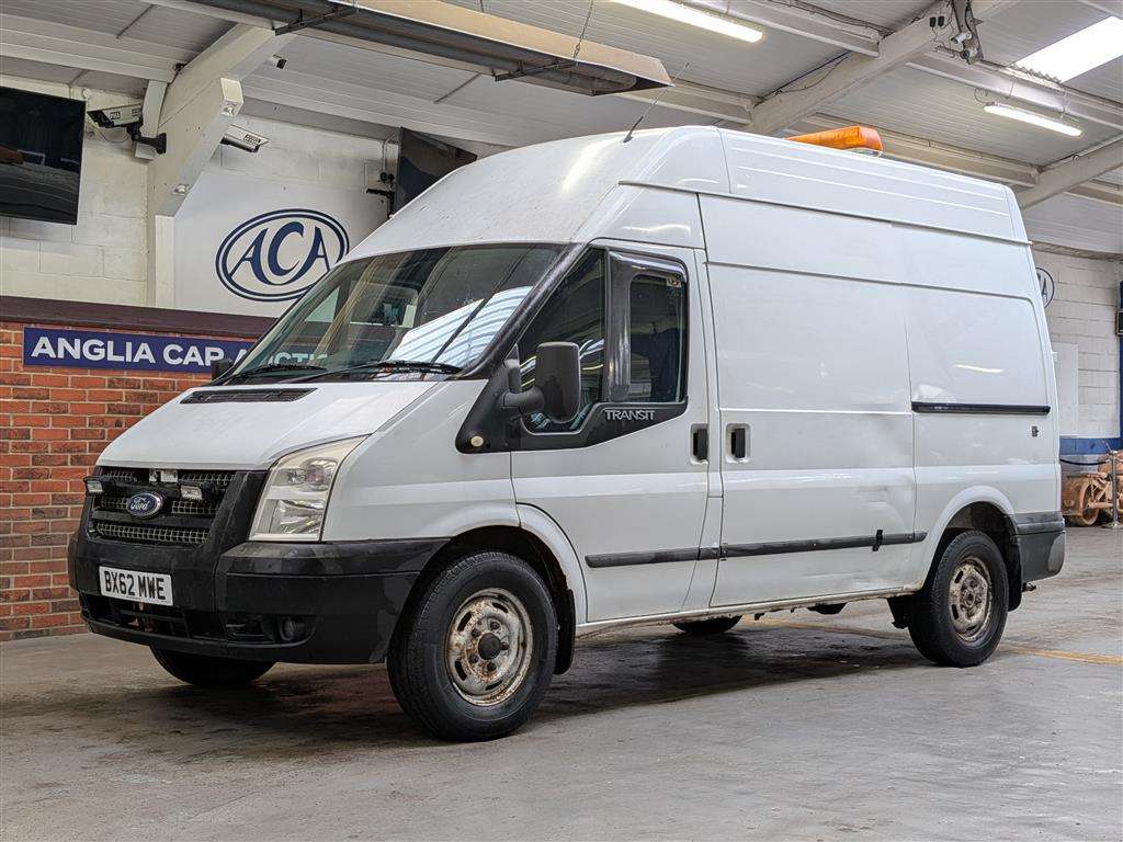 <p>2012 FORD TRANSIT 100 T350 RWD</p>
