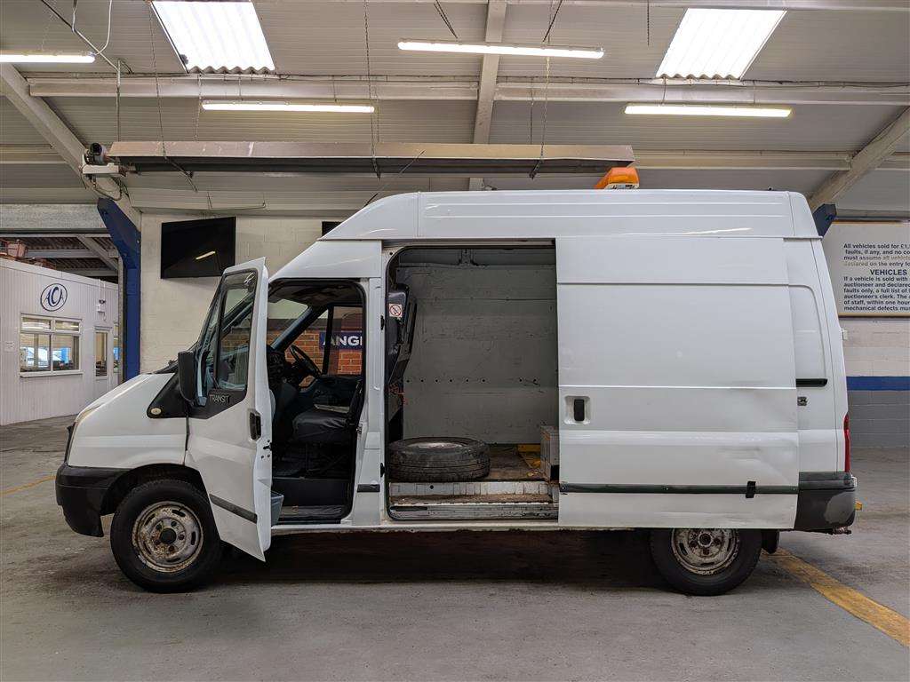 <p>2012 FORD TRANSIT 100 T350 RWD</p>