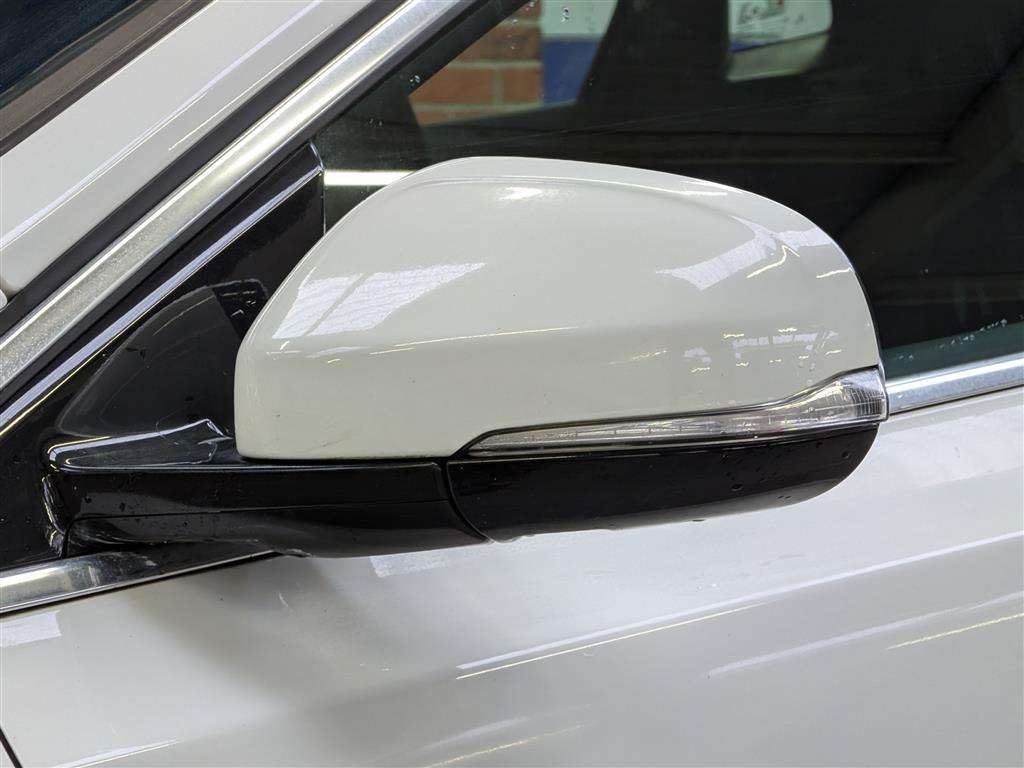 <p>2014 VOLVO V40 T4</p>