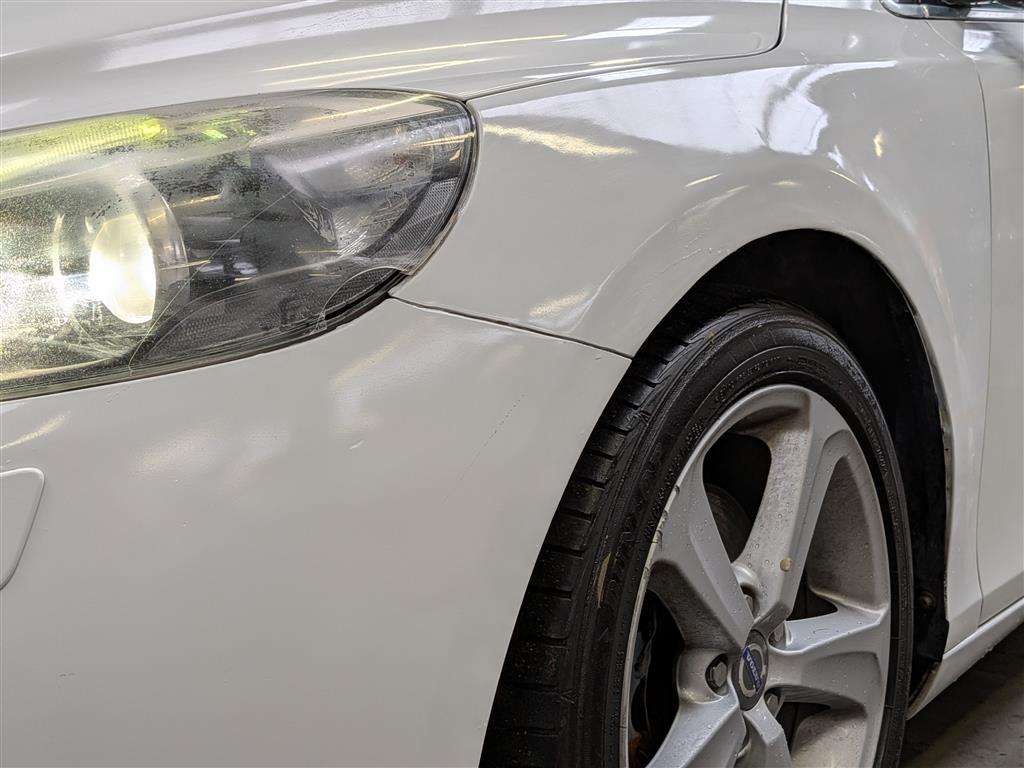 <p>2014 VOLVO V40 T4</p>