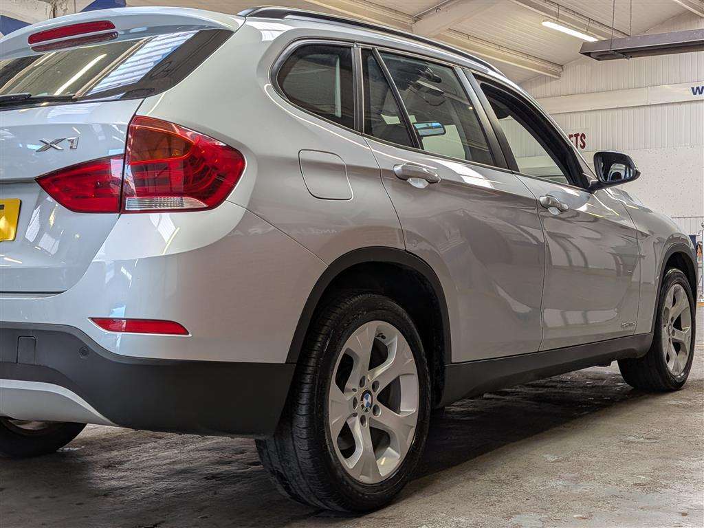 <p>2015 BMW X1 SDRIVE18D SE</p>