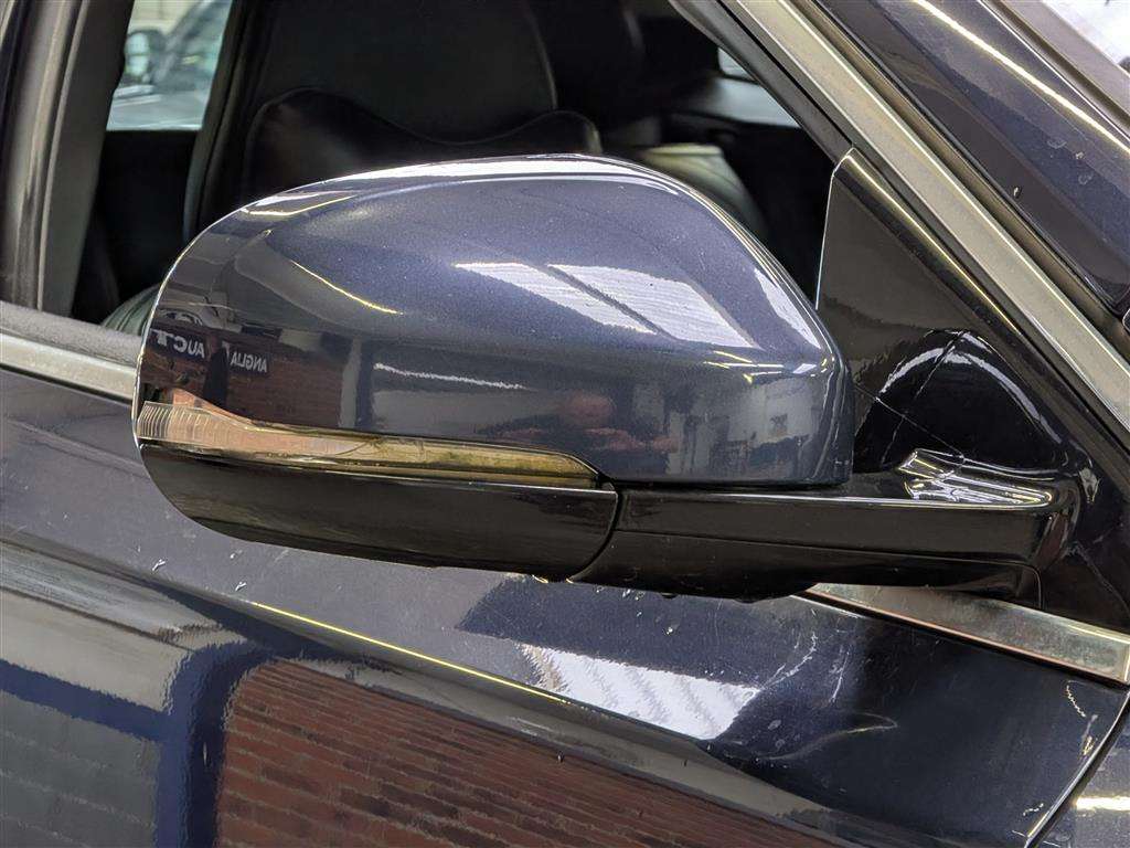 <p>2014 VOLVO V40 SE LUX D2</p>
