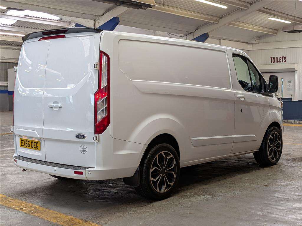 <p>2016 FORD TRANSIT CUSTOM 290 LIMITE</p>