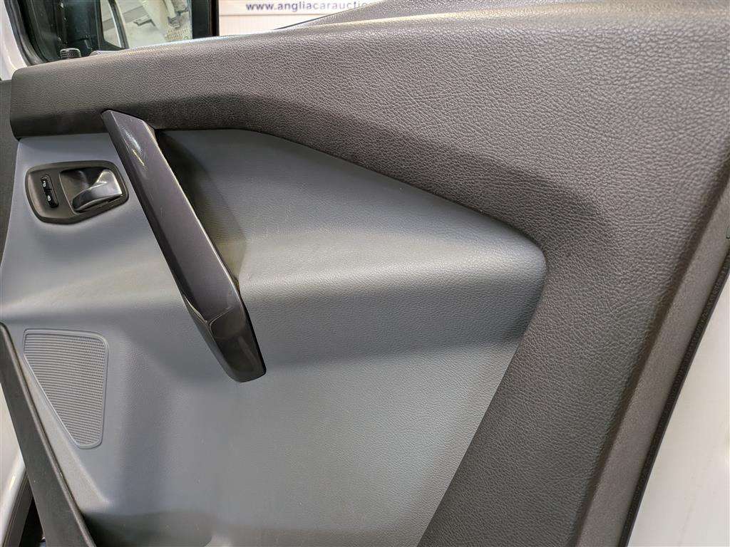 <p>2016 FORD TRANSIT CUSTOM 290 LIMITE</p>
