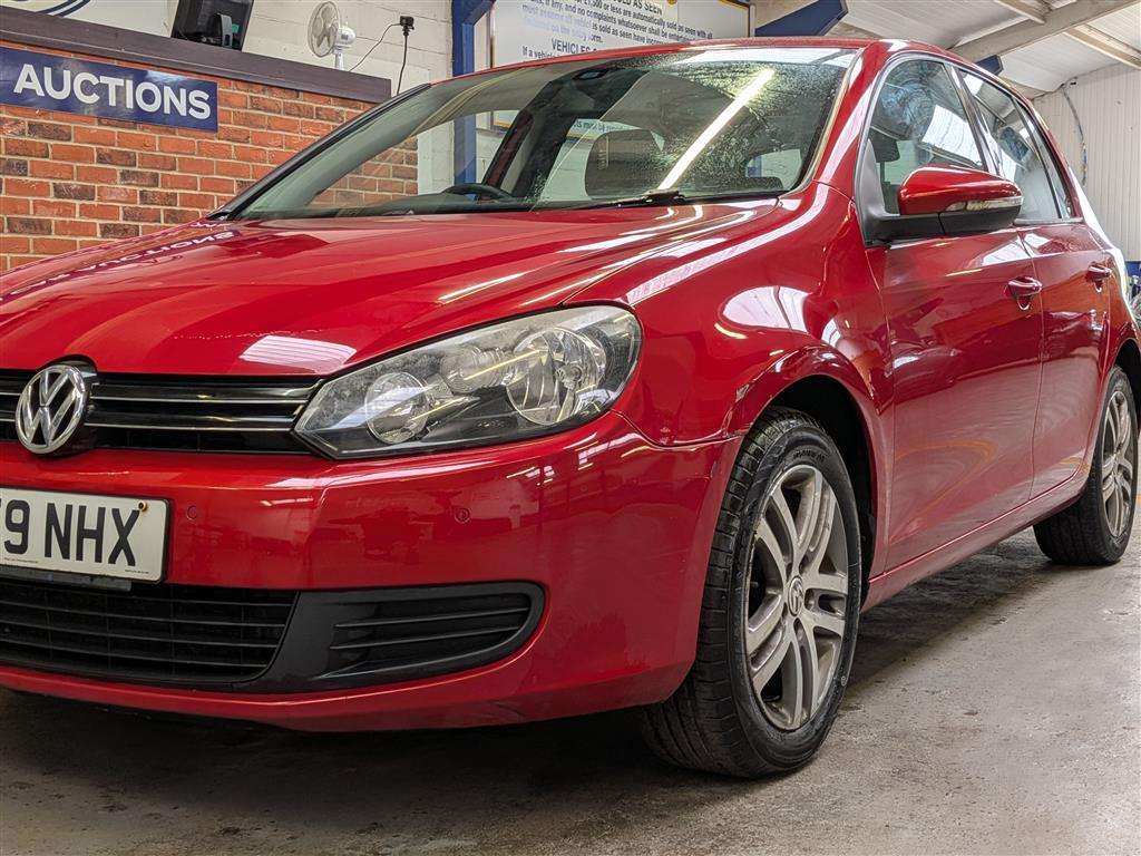 <p>2009 VOLKSWAGEN GOLF SE TDI</p>