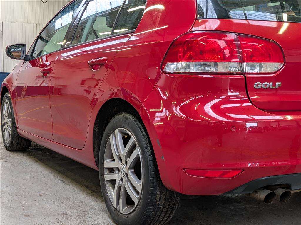 <p>2009 VOLKSWAGEN GOLF SE TDI</p>