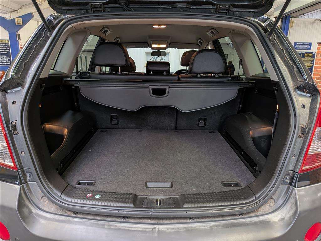 <p>2011 VAUXHALL ANTARA EXCLUSIV CDTI 4X4</p>