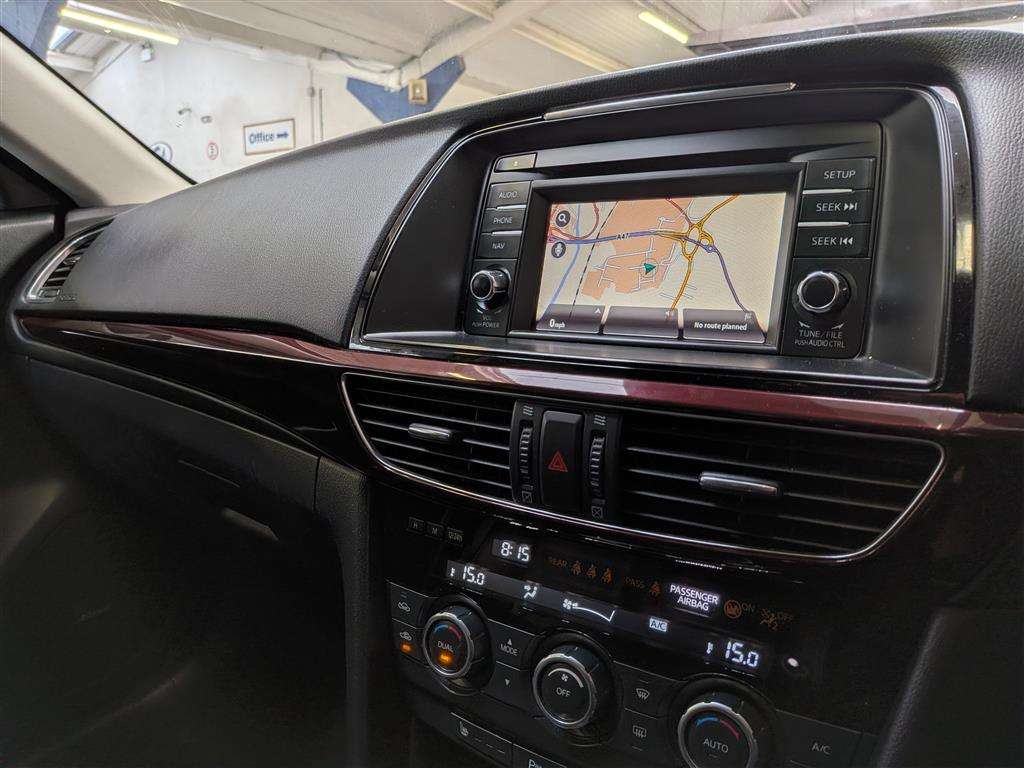 <p>2013 MAZDA 6 SPORT NAV D</p>