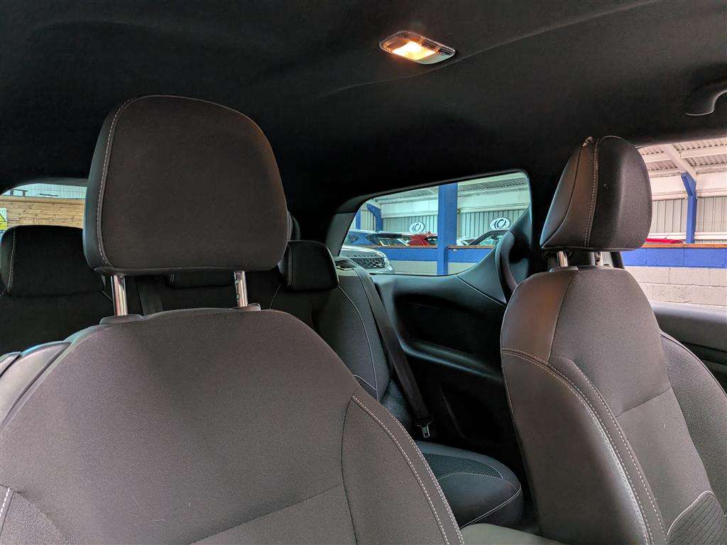 <p>2011 CITROEN DS3 DSTYLE E-HDI</p>