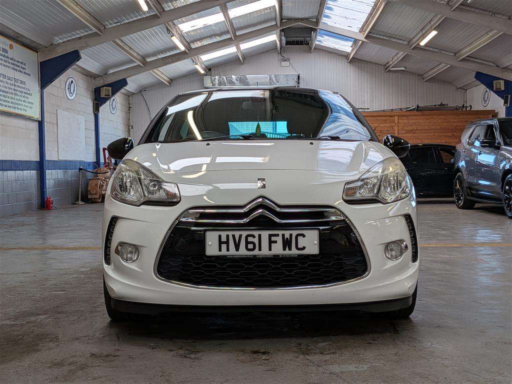 <p>2011 CITROEN DS3 DSTYLE E-HDI</p>