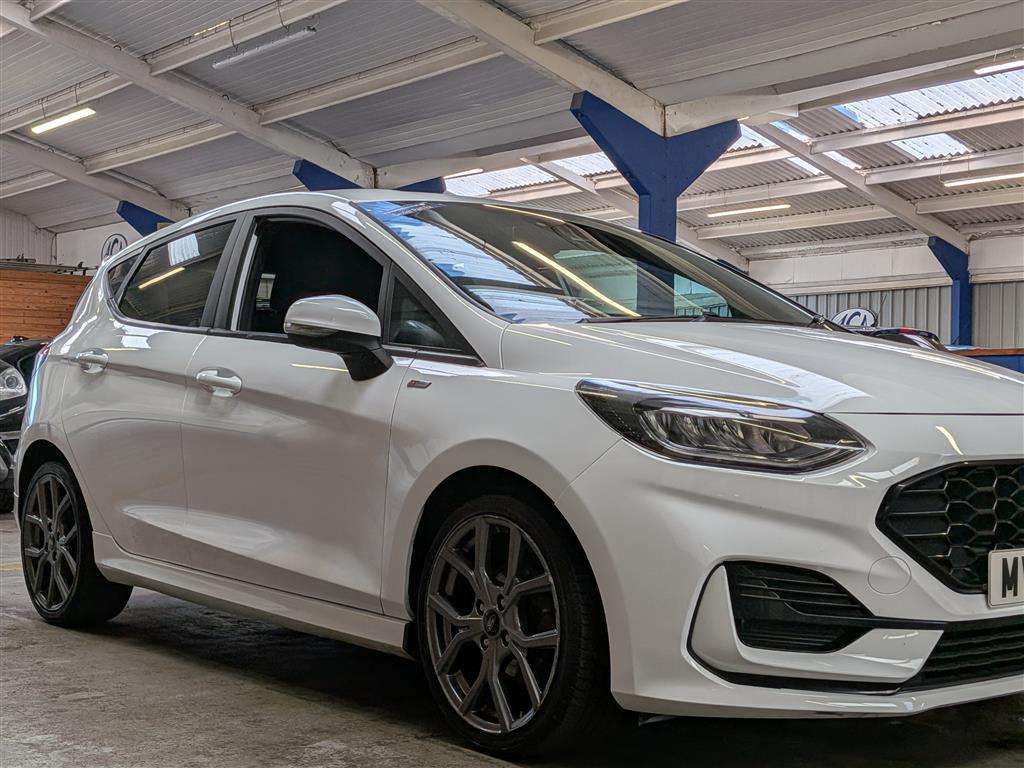 <p>2023 FORD FIESTA ST-LINE TURBO</p>