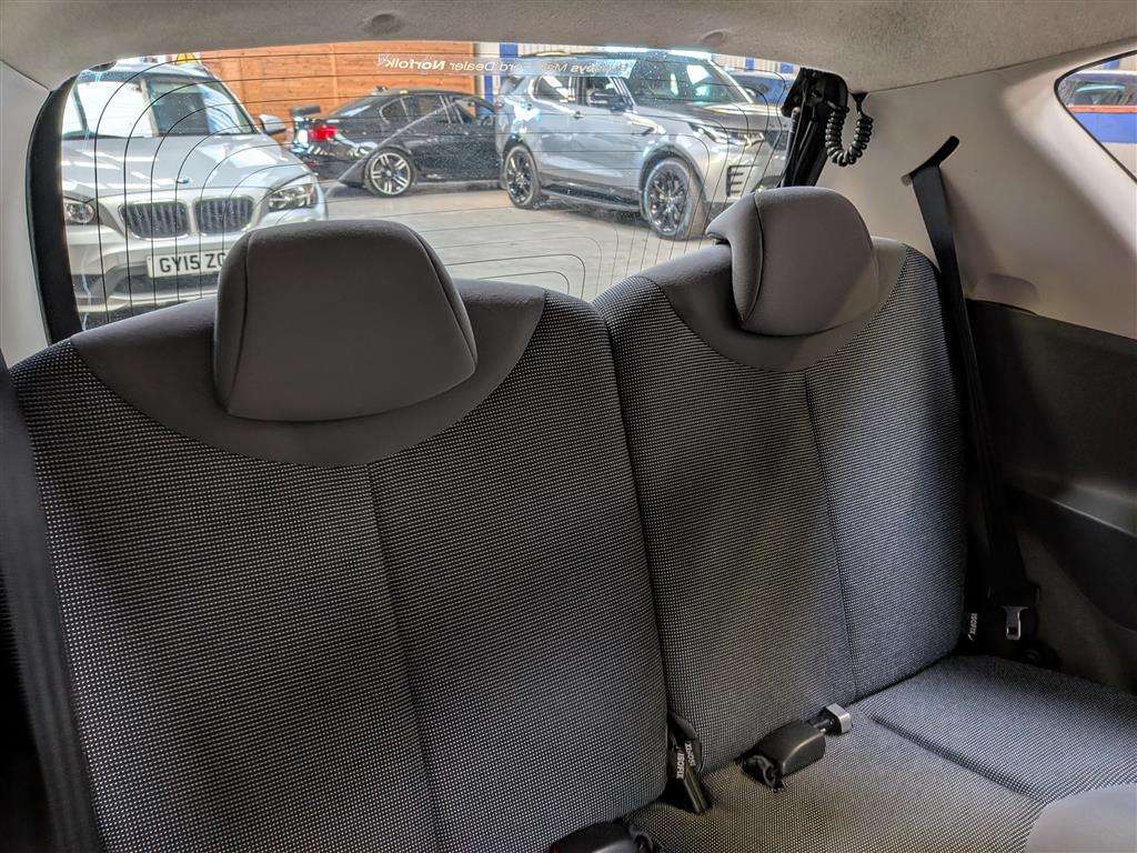 <p>2007 PEUGEOT 107 URBAN</p>
