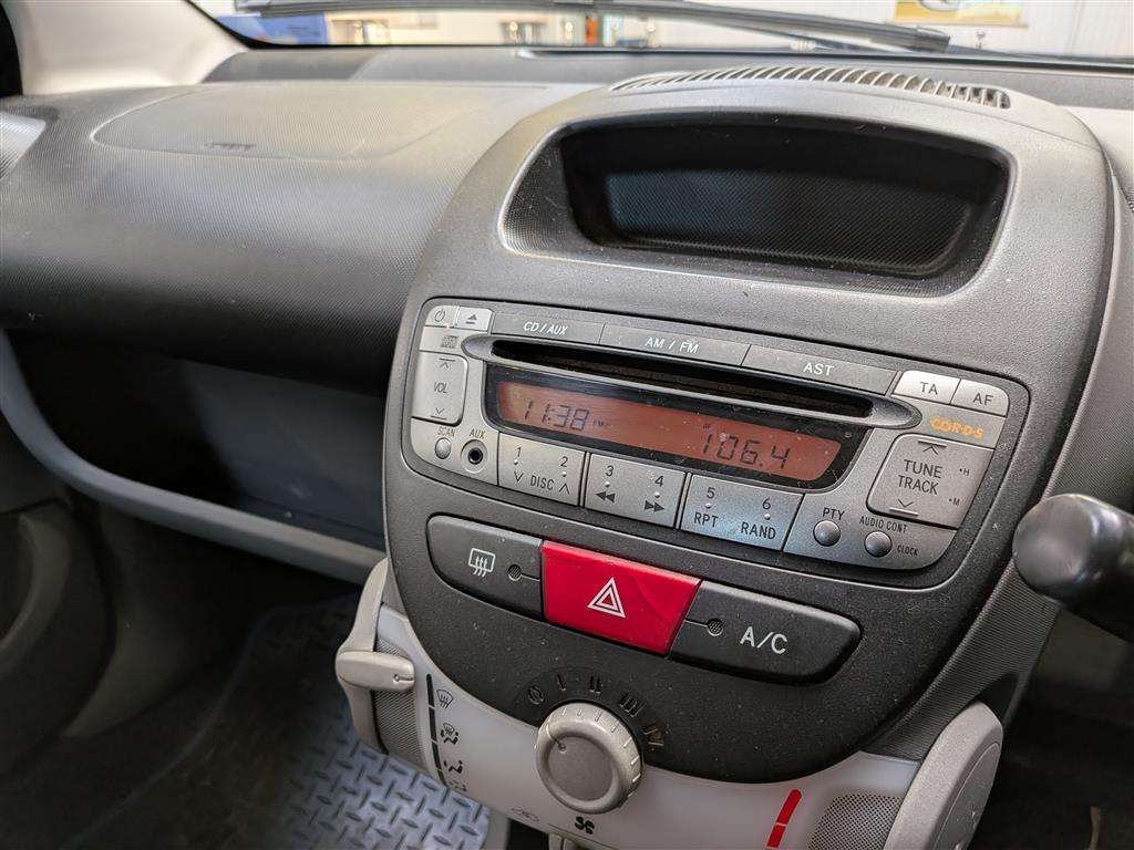 <p>2007 PEUGEOT 107 URBAN</p>