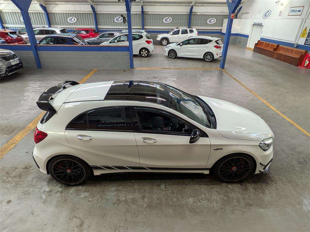 <p>2017 MERCEDES-BENZ A45 AMG 4MATIC AUTO</p>